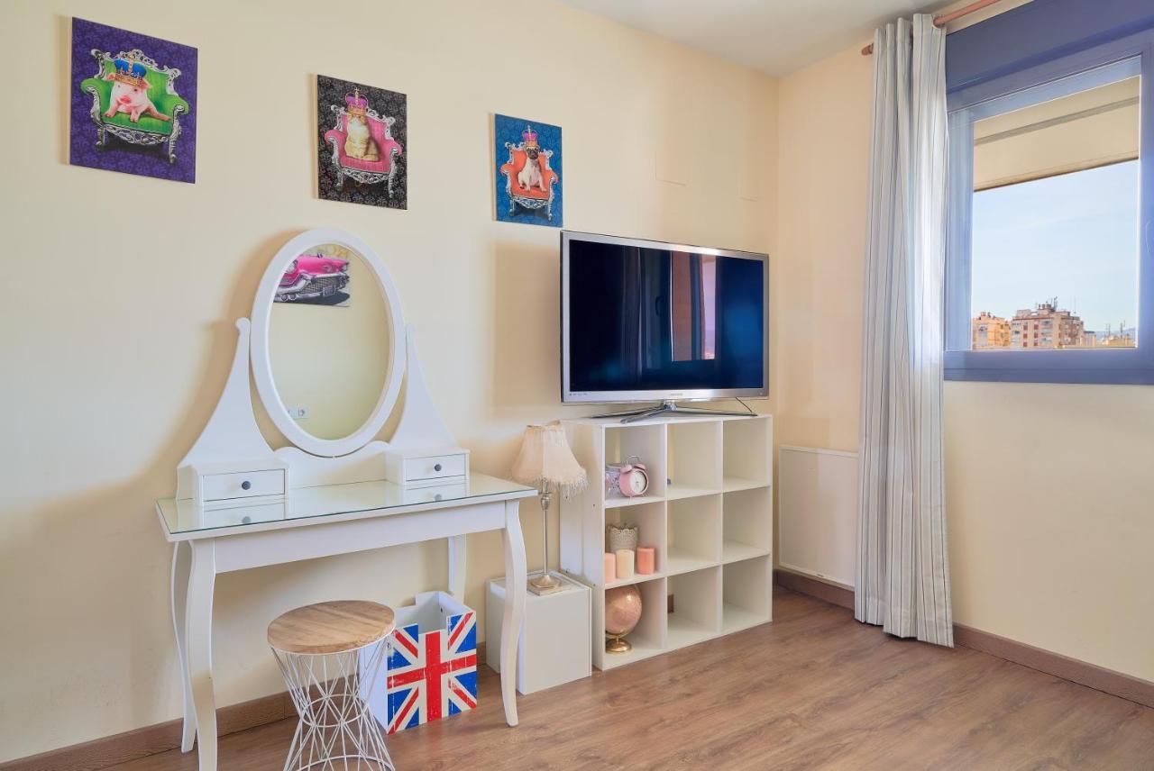 Alterhome Apartamento Con Piscina Maria Zambrano Malaga Bagian luar foto
